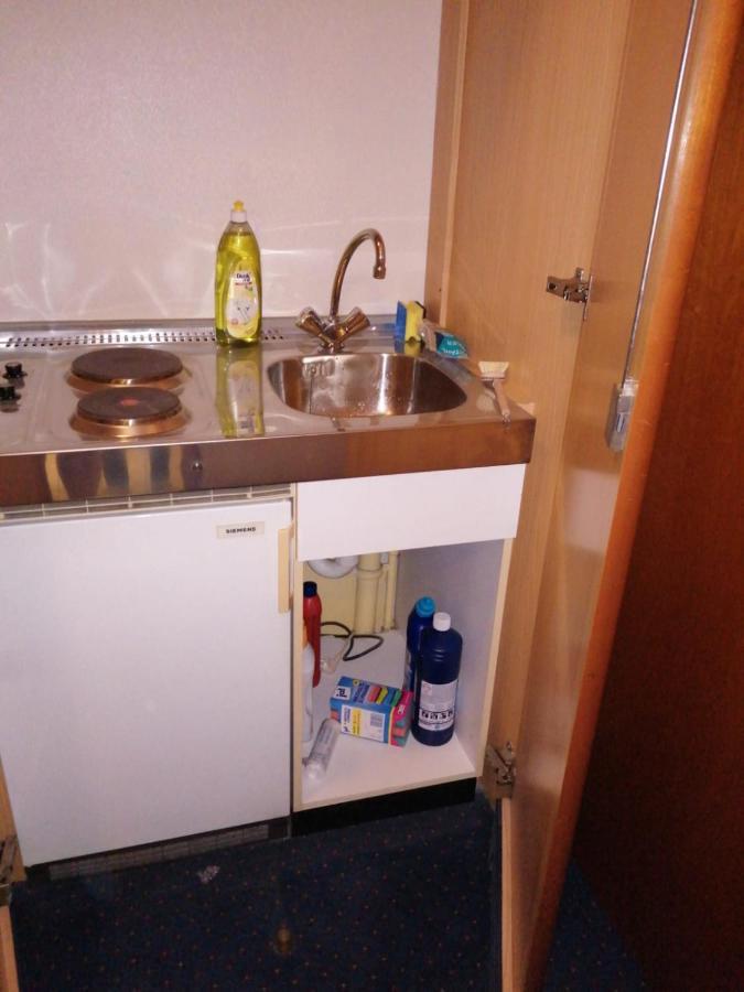 Apartment แลมแพร์ตไฮม์ ภายนอก รูปภาพ