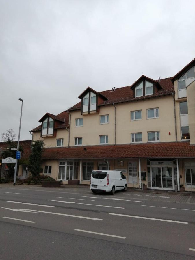 Apartment แลมแพร์ตไฮม์ ภายนอก รูปภาพ